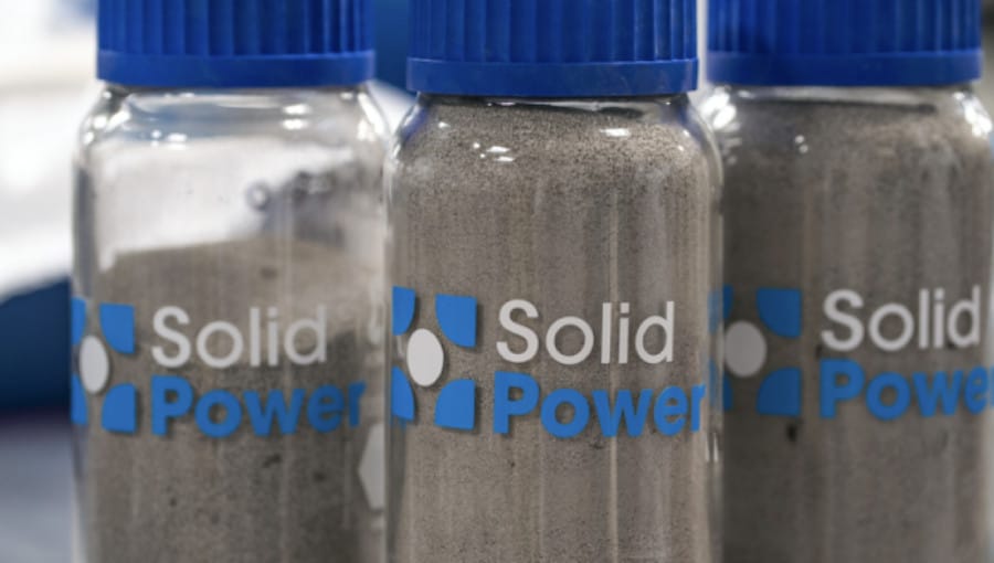 BMW'den Katı Hal Batarya Hamlesi: Elektrikli Gelecek Yaklaşıyor