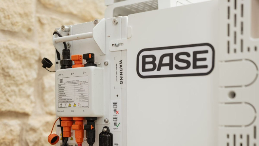 Ev Tipi Bataryalar Yeni Nesil Enerji Santrallerine Dönüşüyor