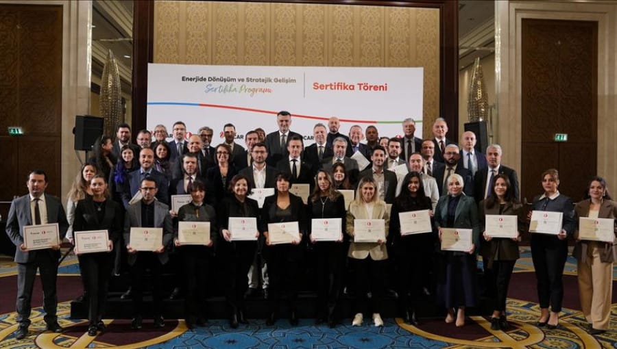 SOCAR Türkiye Ve ODTÜ Enerji Ilk Mezunlarını Verdi