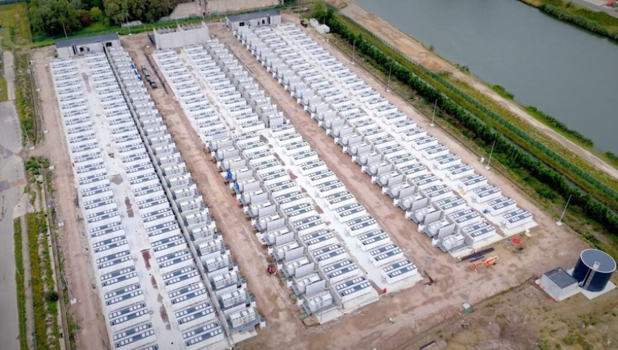 Sungrow Küresel Batarya Depolama Pazarında Zirveye Yerleşti