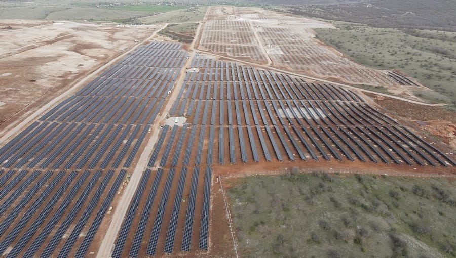 Yunanistan'da Üç Yeni GES için Yenilenebilir Enerji Tedarik Anlaşmaları (YETA) İmzalandı